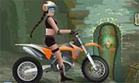 Гонка онлайн для девочек. Гонка на мотоцикле для девочек.